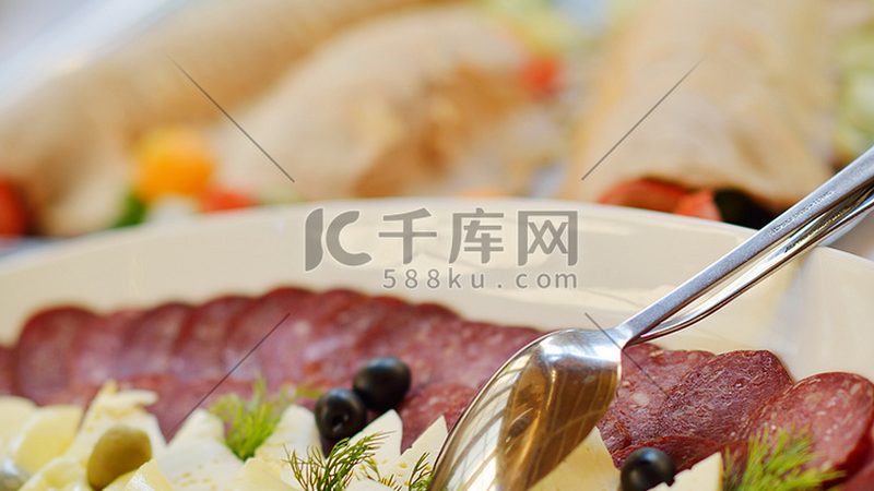 揭秘小包装零食批发：厂家直销的奥秘与优势